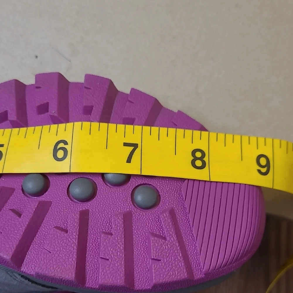 Sorel Grey Suede Winter Boots with Pink Laces for girl zise‎ 1.